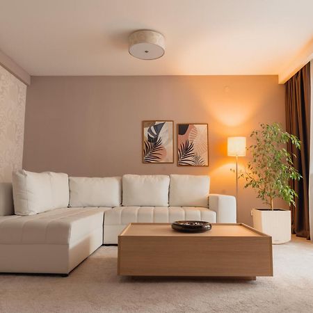 Garden City Hotel Konjic Eksteriør billede