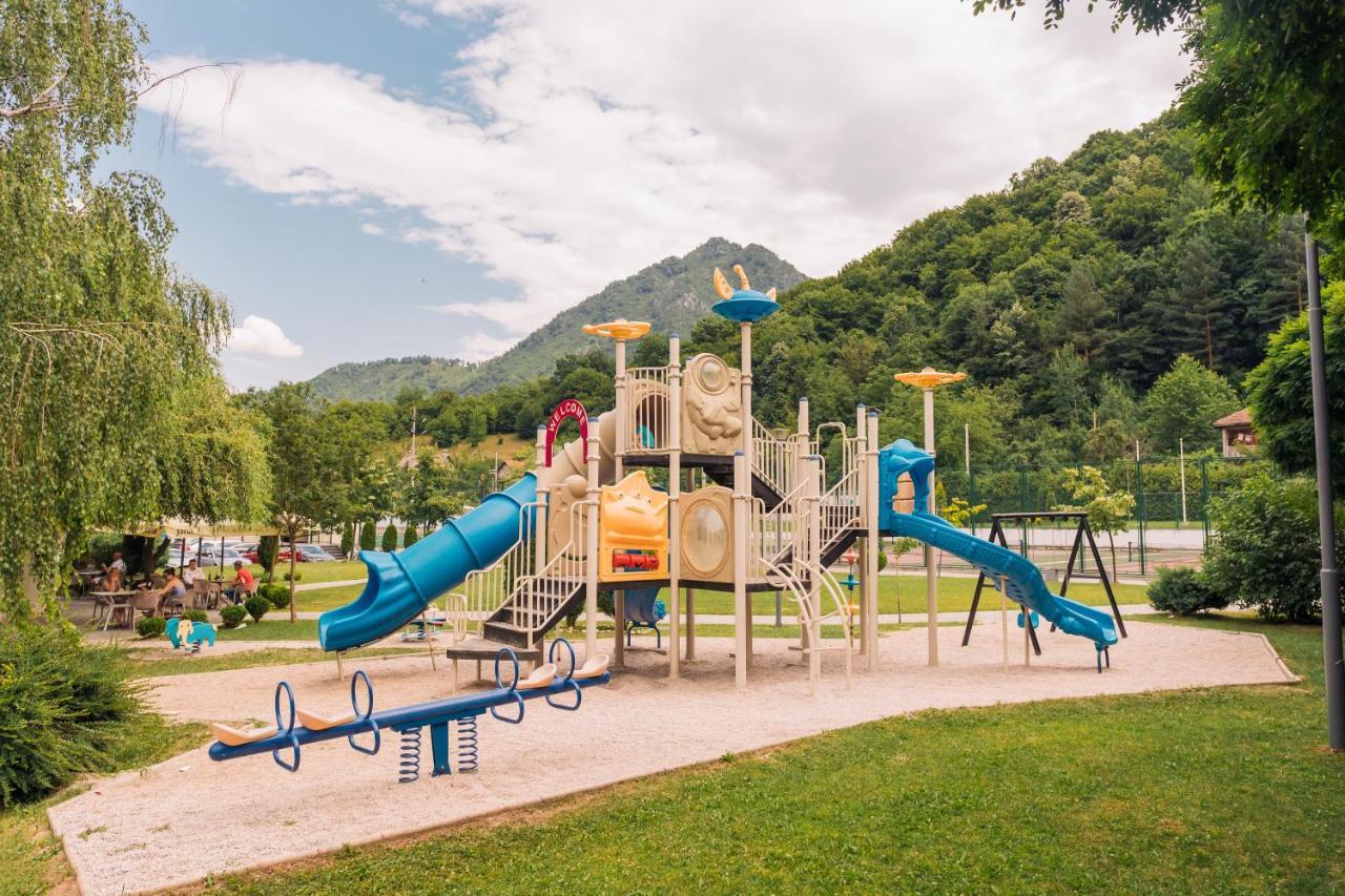 Garden City Hotel Konjic Eksteriør billede