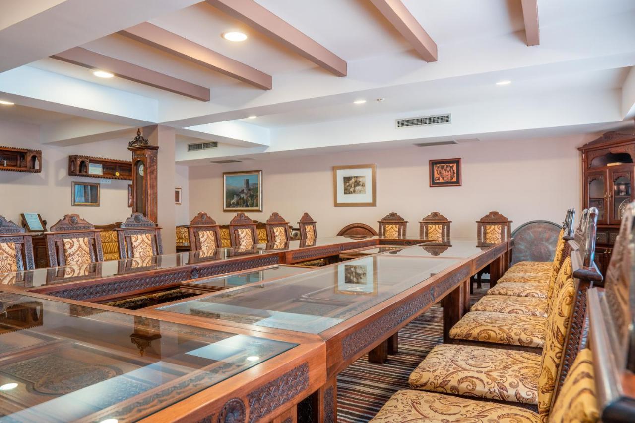 Garden City Hotel Konjic Eksteriør billede